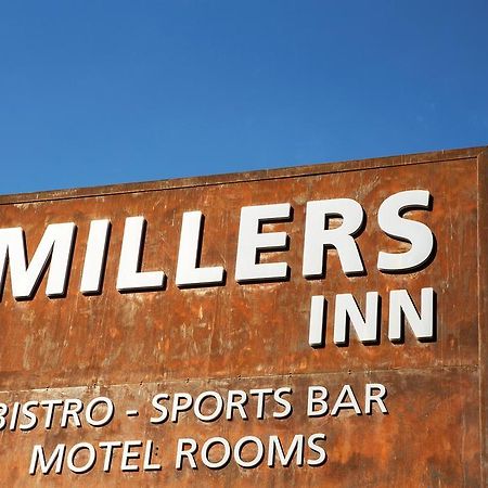 Nightcap At Millers Inn 알토나 외부 사진